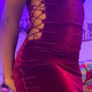 Red velvet body in dress perfect for daily outings and clubs🤍